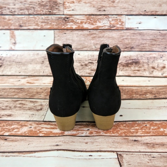Black faux suede western ankle booties - Picture 4 of 4